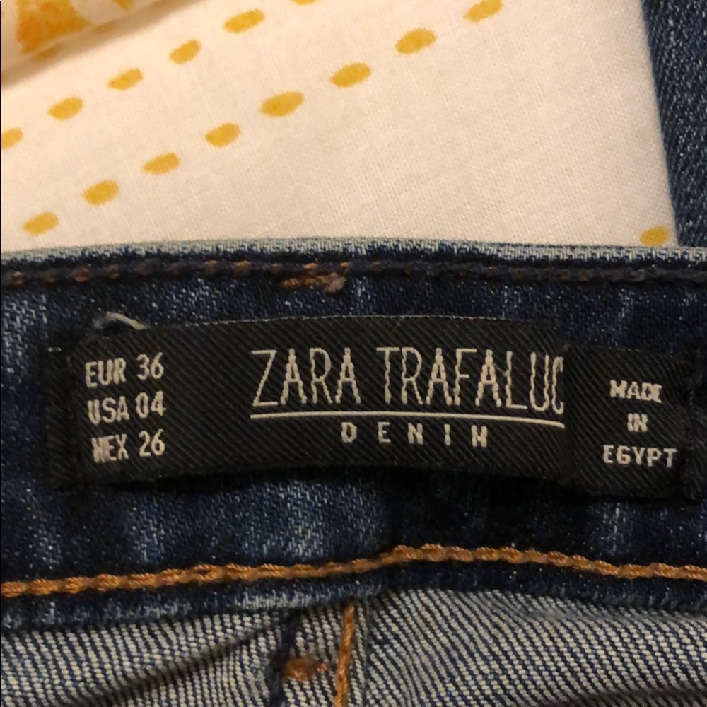 Jeans - Picture 5 of 9
